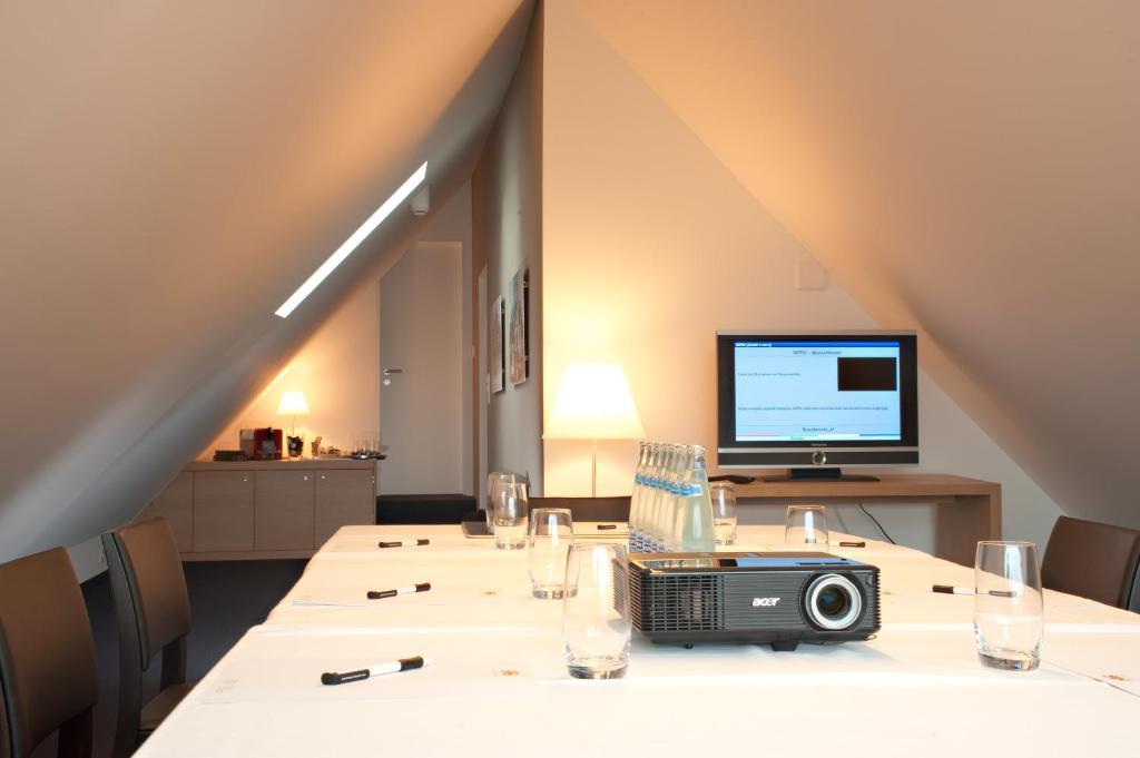 Hotel-Restaurant Loewen Dielsdorf Eksteriør bilde